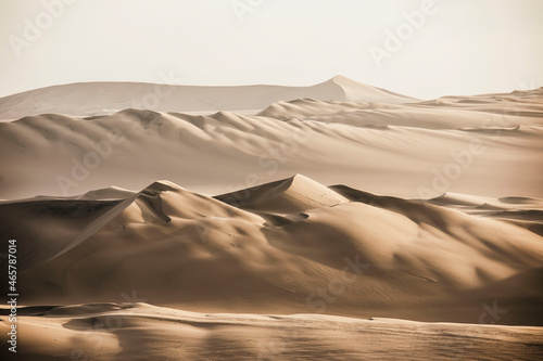 Fototapeta Naklejka Na Ścianę i Meble -  sand dunes of Peru with many layers