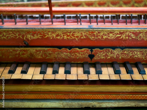 Spinet musical instrument