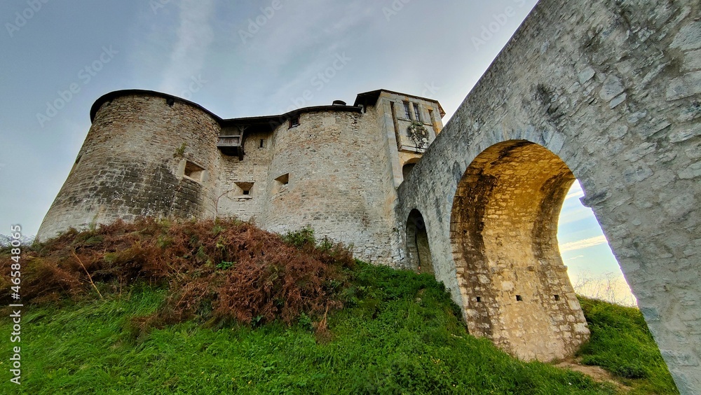 MAULEON LICHARRE (Pyrénées Atlantique) MAULEON LICHARRE (Pyrénées Atlantique)