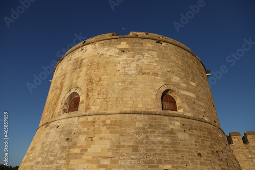 Kilitbahir Castle in Gelibolu, Canakkale, Turkey photo