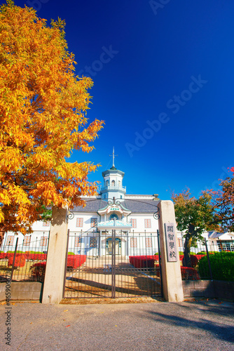 紅葉の旧開智学校, 日本,長野県,松本市 photo