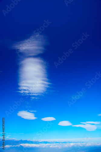 笠雲と雲海と常念岳など北アルプスの山並み, 日本,長野県,塩尻市 photo