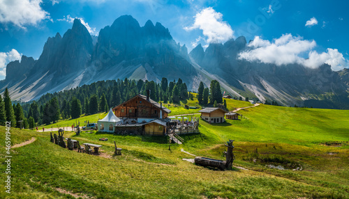 Obraz na plátně Funes Dolomites. The Odle. Dream mountains
