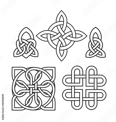 Medieval Celtic knot tattoo set. Celtic, Irish knots ornament. Celtic symbols, endless knot shape vector icon, infinite spirit unity symbol, pagan circle tribal symbols graphics isolated