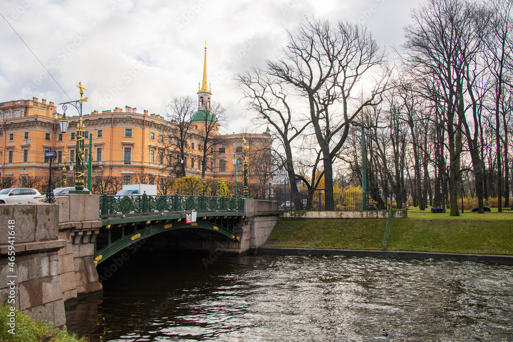 Pedestrian bridge in Mikhailovsky Garden