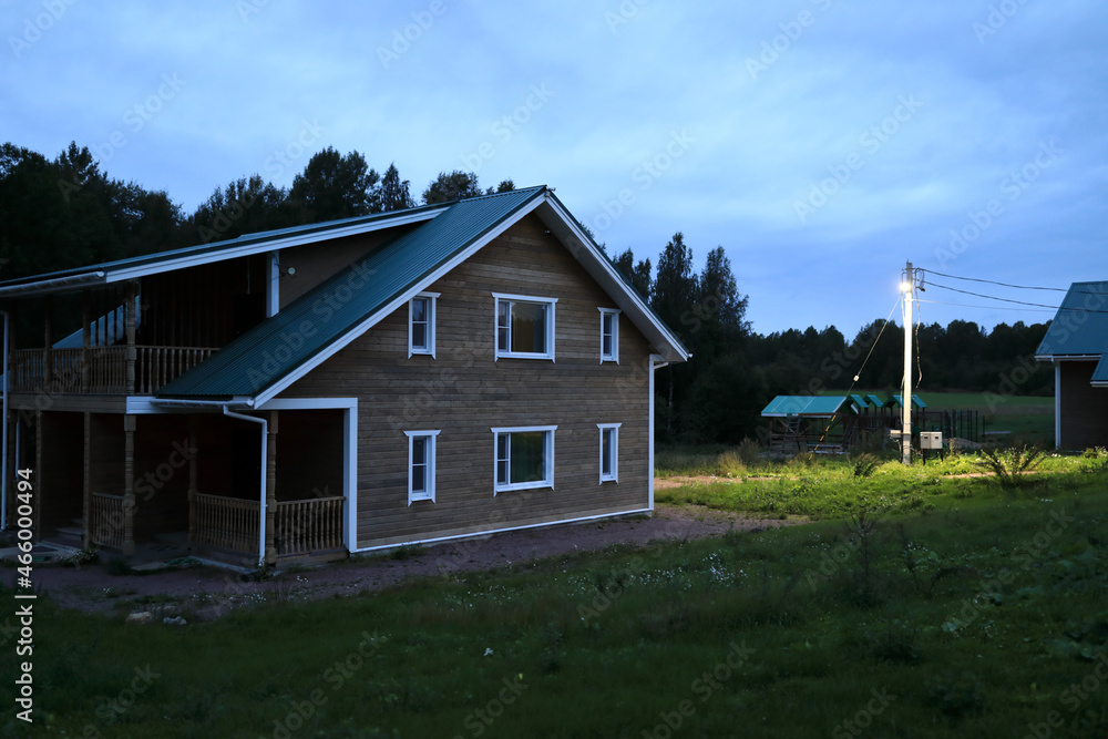 Obraz premium Details of cottage at night