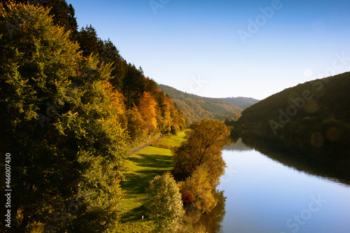 Neckartal im Herbst photo