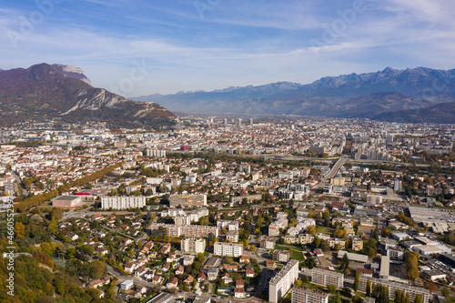 Grenoble depuis les hauteurs de Seyssinet