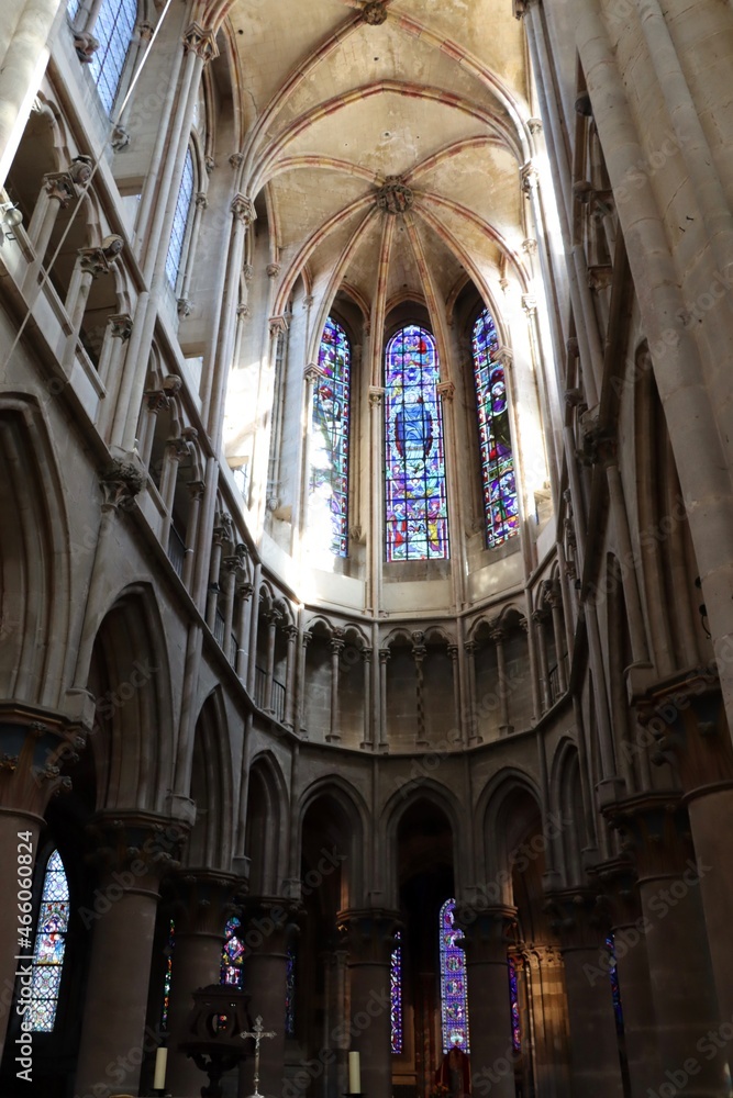 interior of church Semur En Auxois 