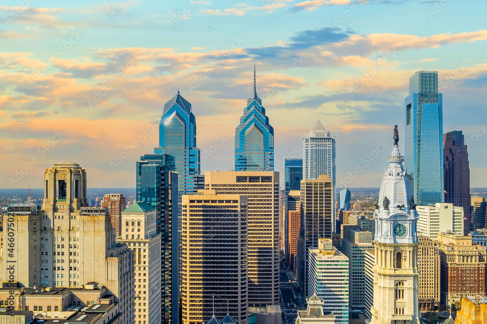 Fototapeta premium Philadelphia downtowncity skyline, cityscape in Pennsylvania