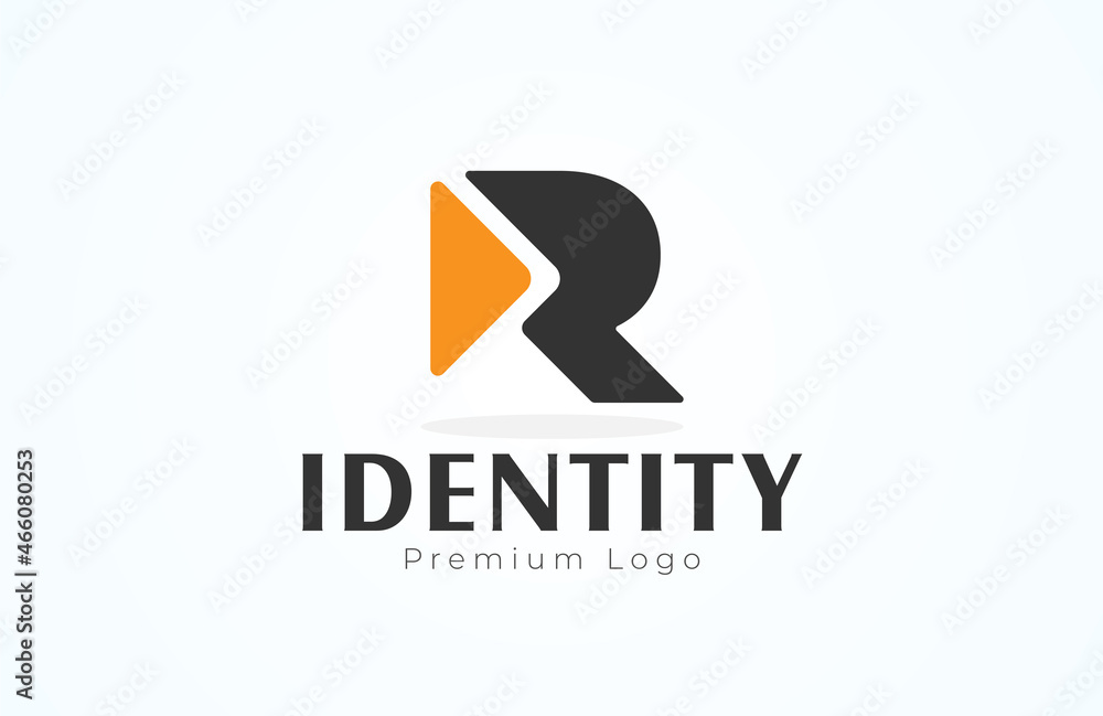Initial R Media Logo, letter R with Play button combination, Usable for Brand and  company Logos, Flat Design Logo Template, vector illustration - obrazy, fototapety, plakaty 