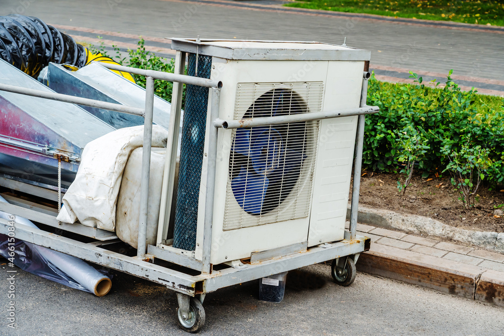 Broken air conditioner equipment was dismantled from the facade of the