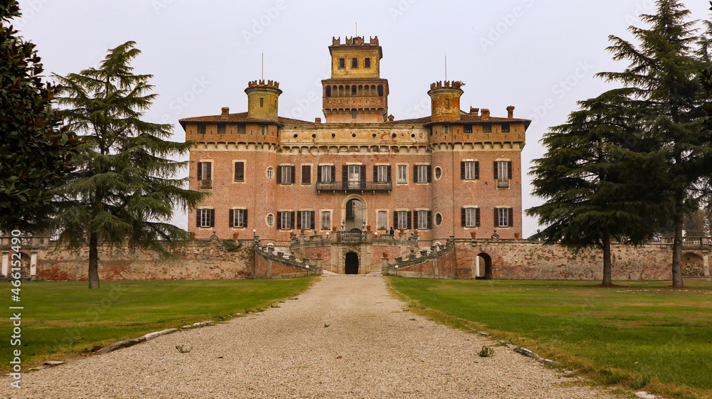 view of the palace of Chignolo Po