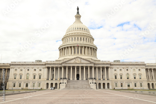U.S. capitol building photo