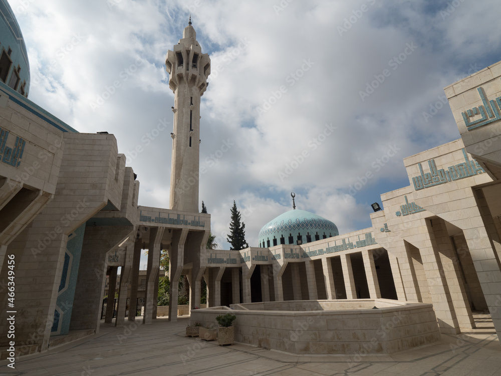 Fototapeta premium Mezquita del Rey Abdalá I, en Ammán, Jordania, Asia