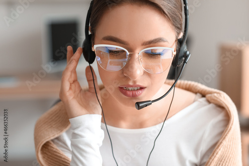 Technical support agent wor...