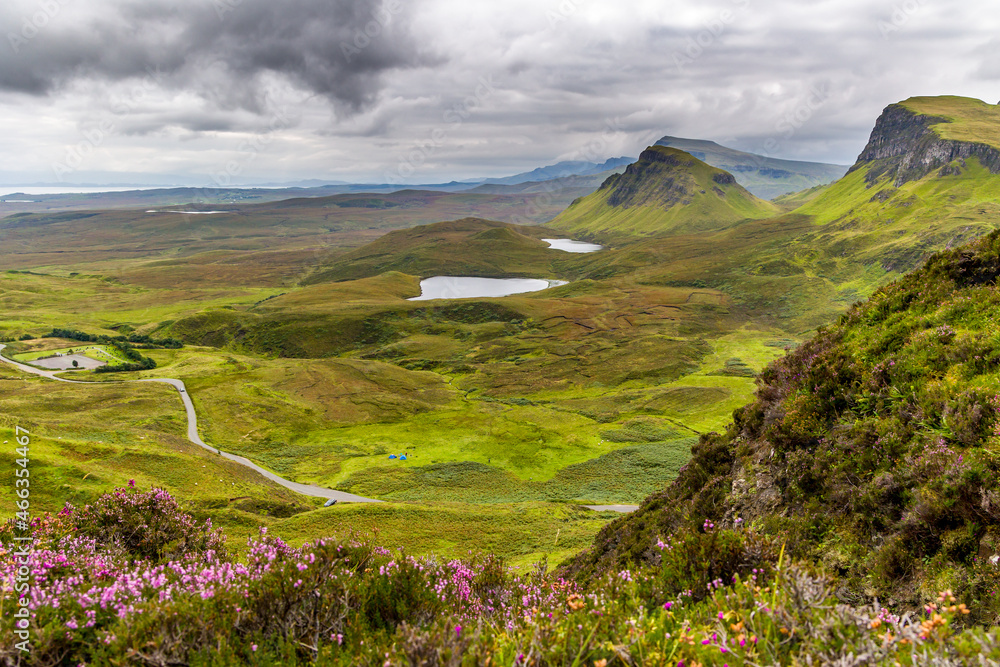 Fototapeta premium Moody skies and dramatic scenery at Quiraing, Isle of Skye