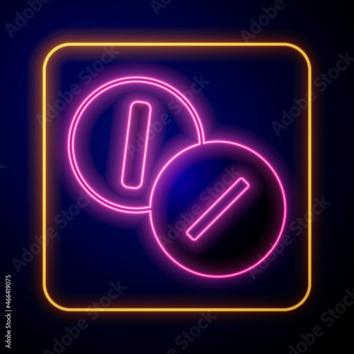 Glowing neon Toothache painkiller tablet icon isolated on black background. Tooth care medicine. Capsule pill and drug. Pharmacy design. Vector
