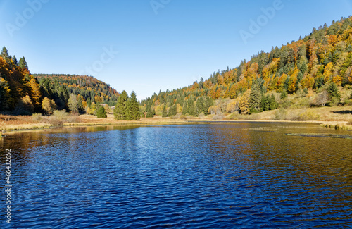 lac des Vosges en automne