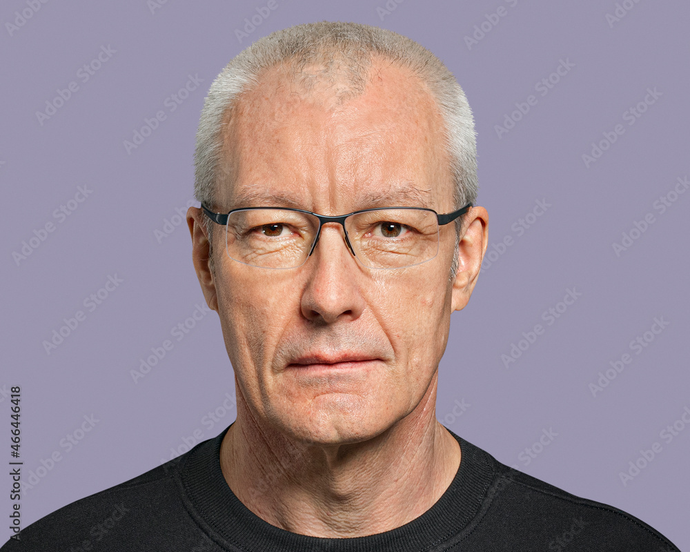 Obraz premium African man, successful entrepreneur wearing glasses face portrait