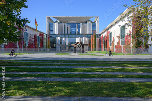 bundeskanzleramt im herbst