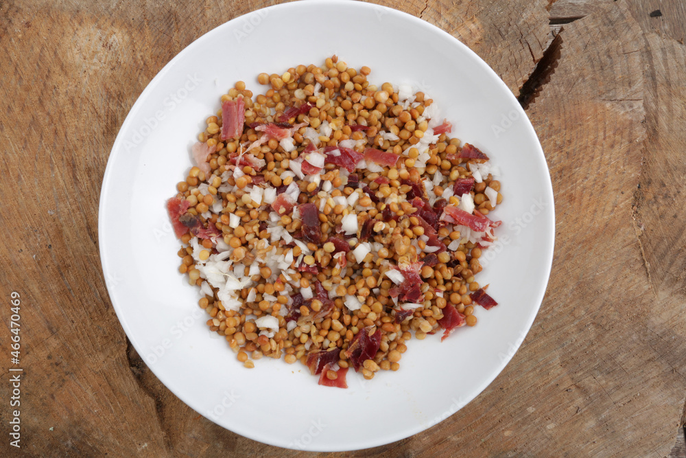 lentils with ham and onion lentils with ham and onion