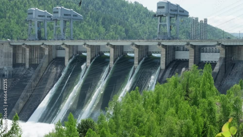 Water discharge at hydroelectric power plants