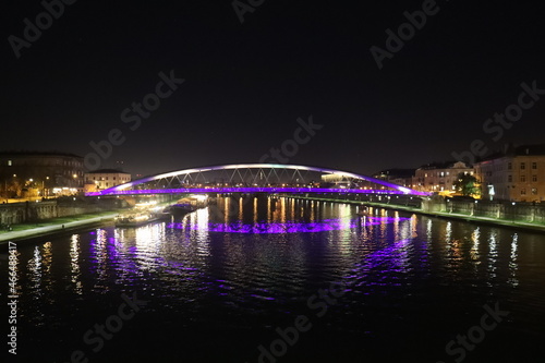 night illumination of the Bernadka bridge over the Vistula in Krakow © Владислав Порхун