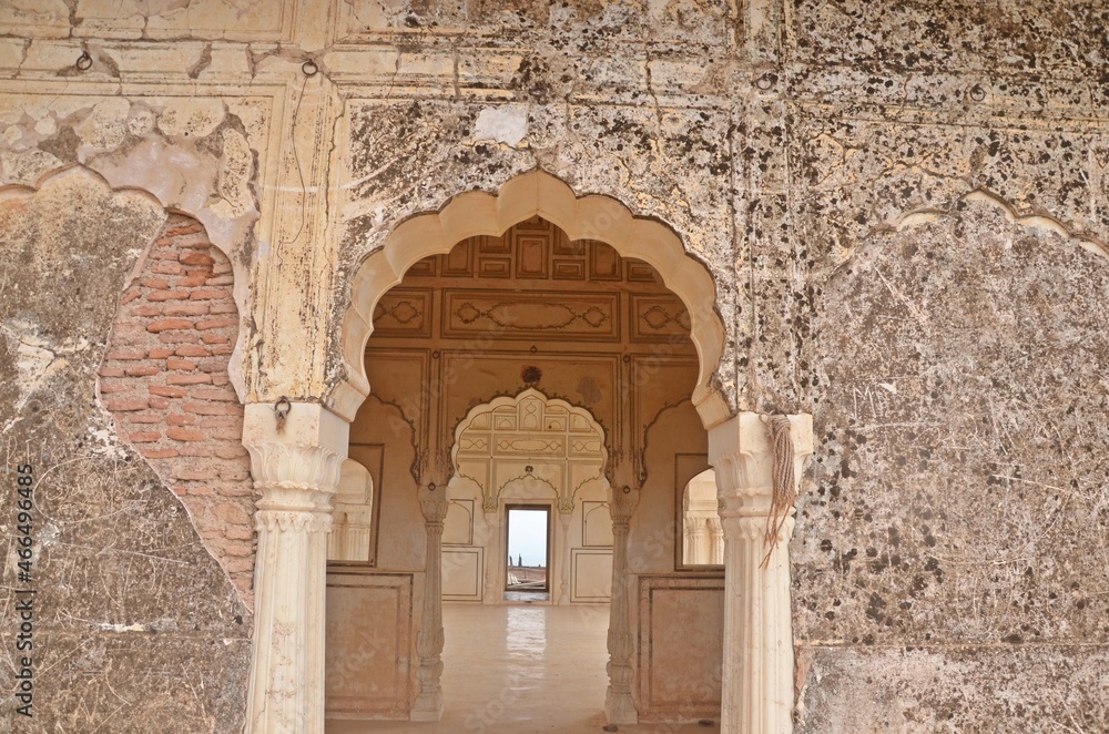 Naklejka premium Exterior of bala fort ( palace) alwar rajasthan india 