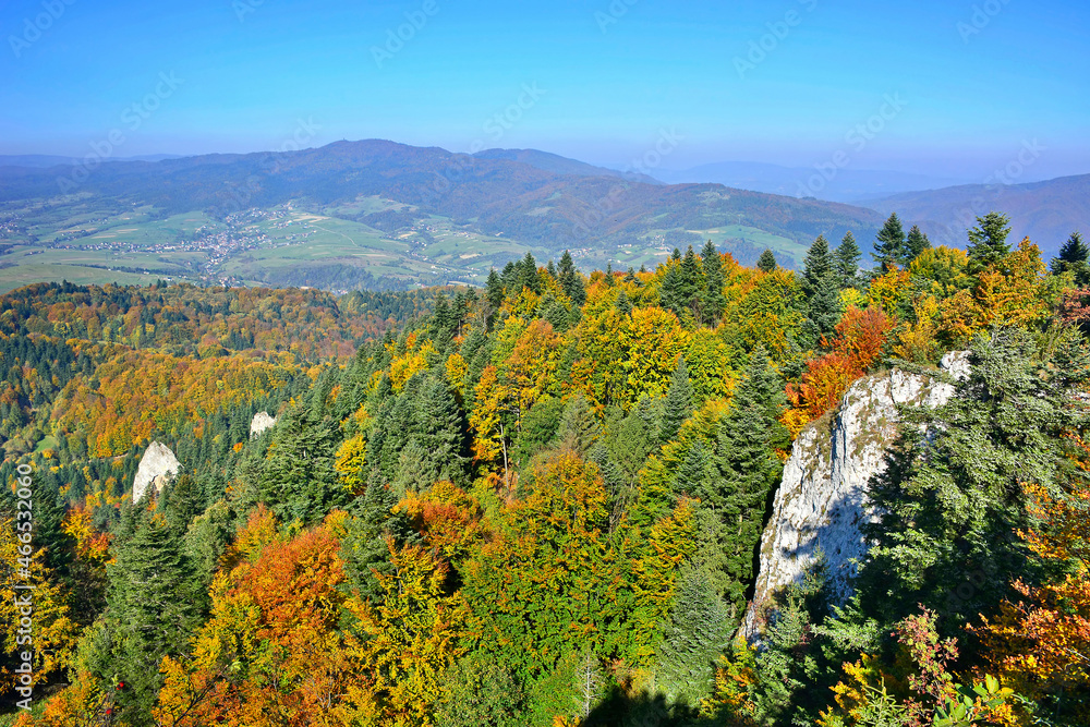 Beautiful aerial panoramic view of the Pieniny National Park, Poland in sunny autumn day from Three Crowns  Massif.