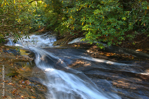 Fototapeta Naklejka Na Ścianę i Meble -  Water Falls of North Carolina