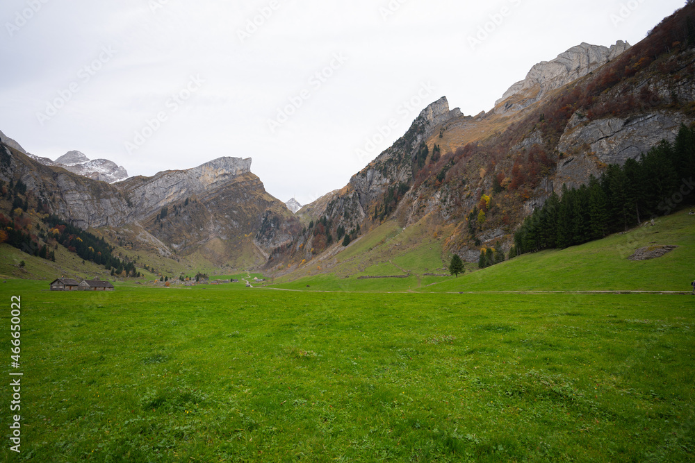 Ebeanalp, Seealpsee, Wildkirchli are the sun terrace of the alpstein. Mountainfuls of climbing routes. It is also the ideal starting point for hiking into the impressive, amazing Alpstein region