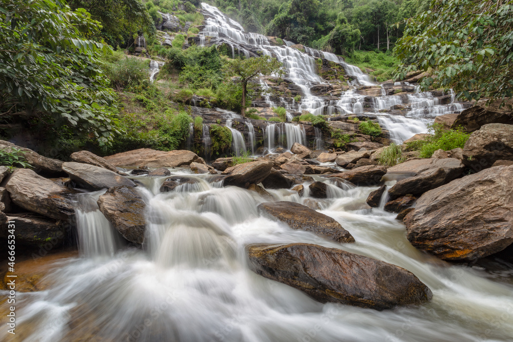 Mae Ya waterfall, Beautiful waterfall in area Doi Inthanon National Park, Chiang Mai Mae Ya waterfall, Beautiful waterfall in area Doi Inthanon National Park, Chiang Mai