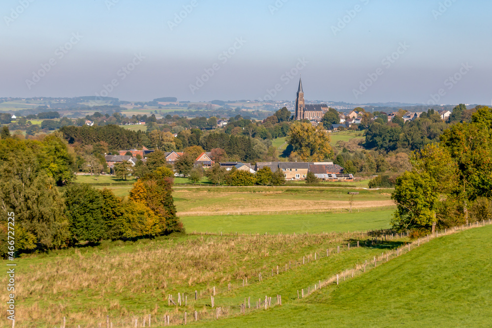 Φωτογραφία The landscape of the province of Limburg with valleys and hills in the vicinity