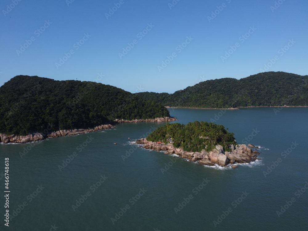 Fototapeta premium Guarujá praia mar