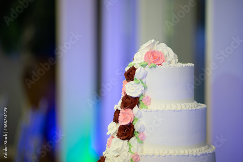 white wedding cake