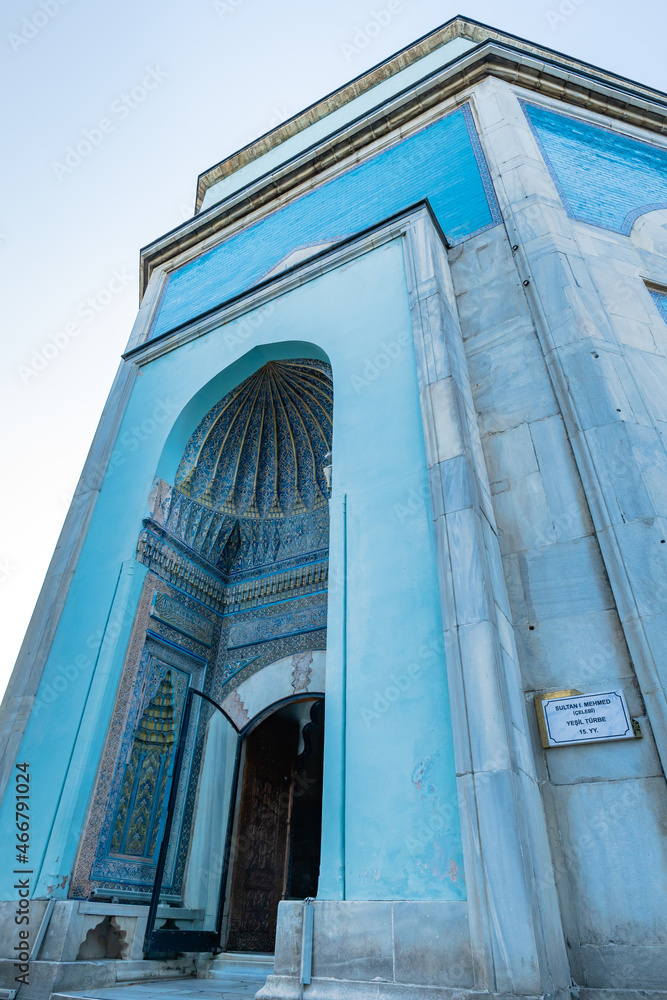 Turbe The Green Tomb (Turkish: Yeşil Türbe), a mausoleum of the fifth Ottoman ...