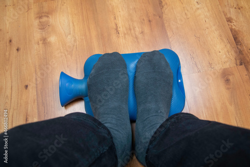 Canvas Print Cold feet in the home office