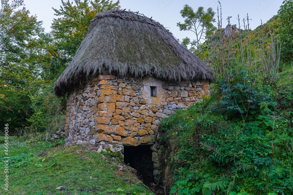 Traditional mill with a broom roof, Teito, in the town of Valle de Lago in the council of Somiedo, in Asturias. Traditional mill with a broom roof, Teito, in the town of Valle de Lago in the council of Somiedo, in Asturias.