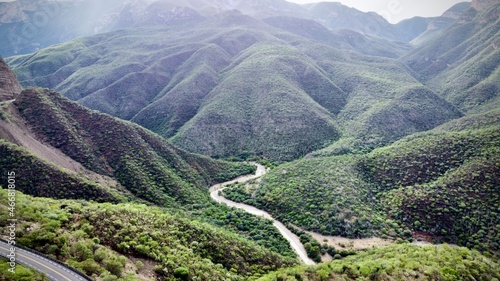 Montañas de Oaxaca y autopista