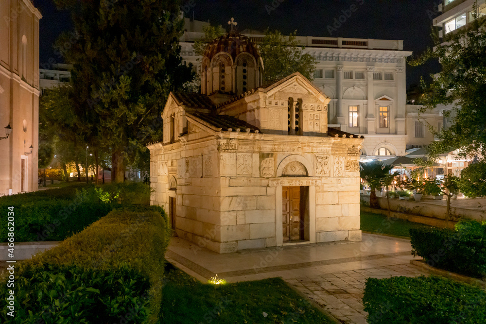 Fototapeta premium Church of Panagia Kapnikarea in Athens, Greece