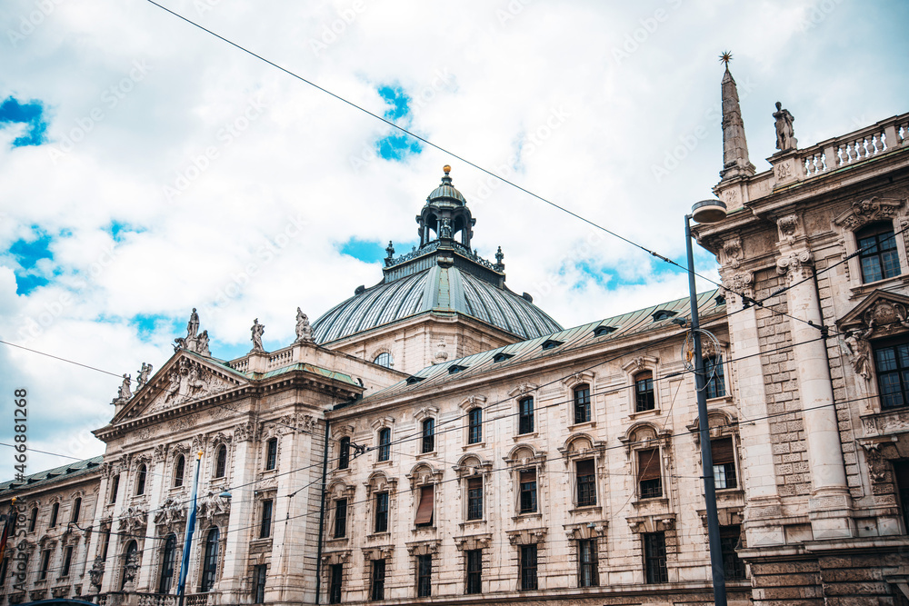 Fototapeta premium Antique building view in Old Town Munich, Germany