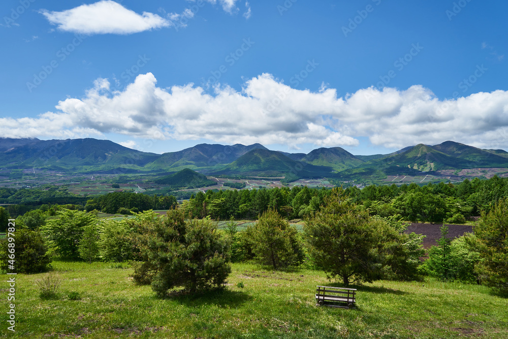 群馬県　嬬恋パノラマライン　愛妻の丘からの浅間山
