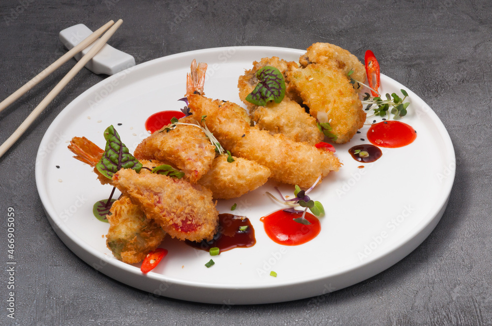 breaded shrimp and vegetables with hot sauce breaded shrimp and vegetables with hot sauce