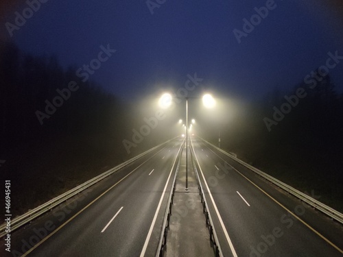 highway at night © Владимир Рудомётов