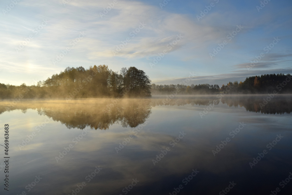 Fototapeta premium lake and morning autumn fog