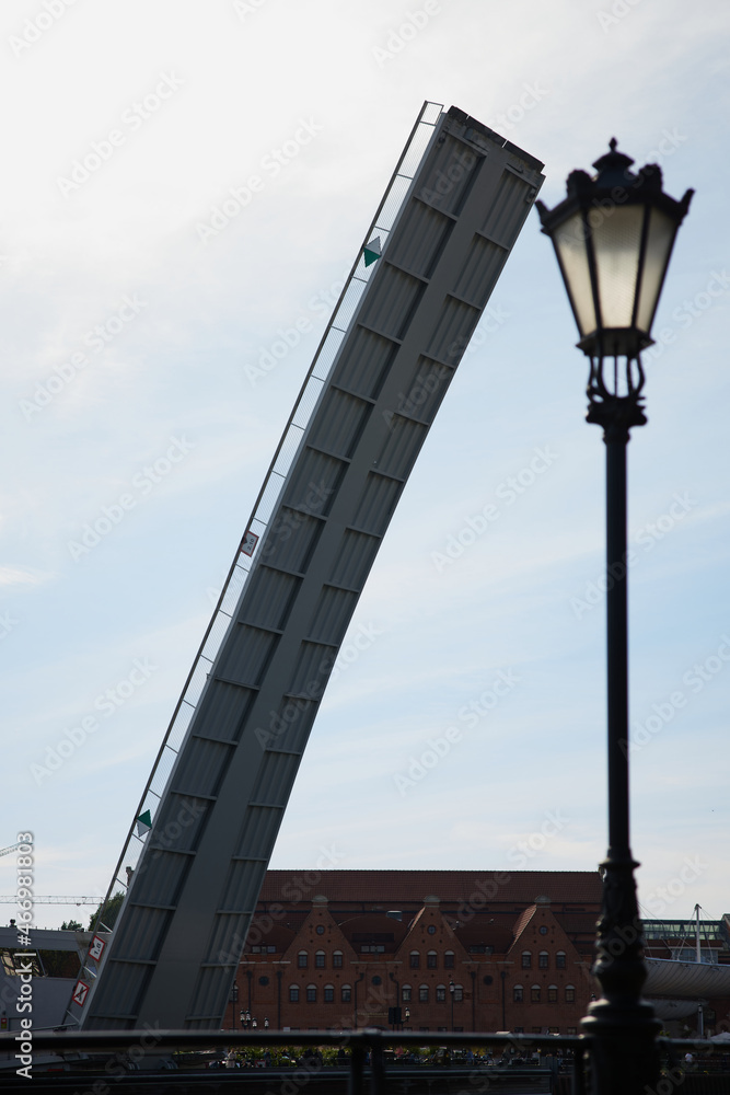Fußgängerbrücke über die Mottlau Fußgängerbrücke über die Mottlau
