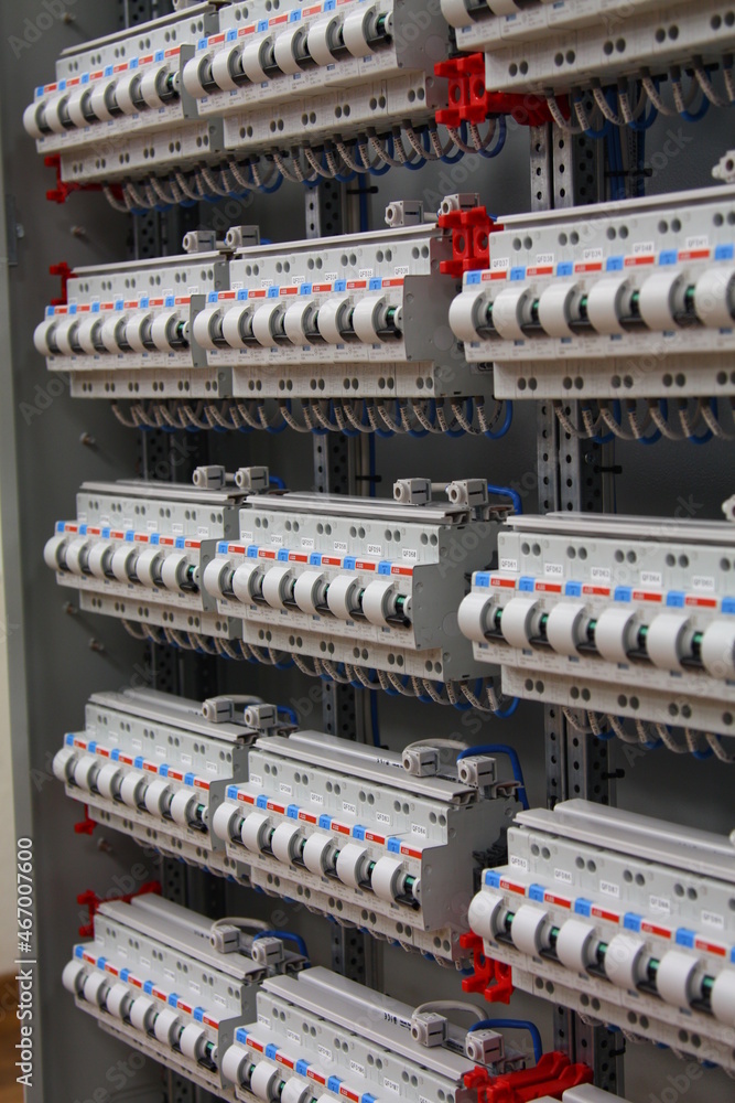 ABB DSH941R-AC is an RCBO 1P+N with a width of two modules to protect ...