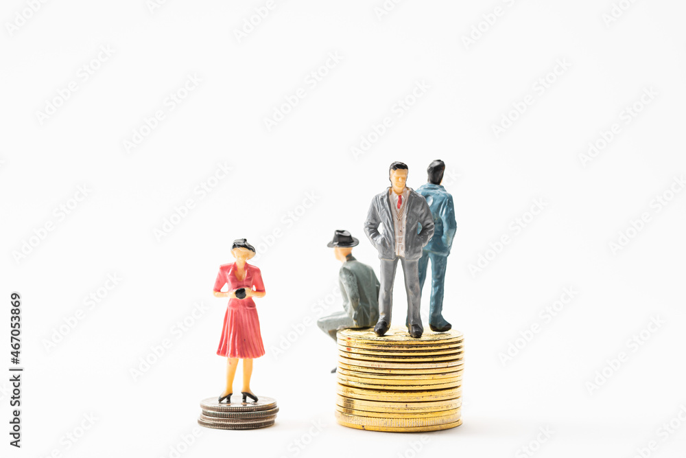 収入の格差　男女　不平等