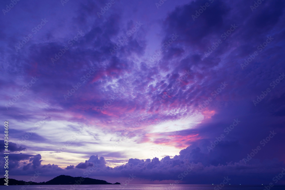 Dark clouds over sea at sunset Dramatic thunderstorm landscape with building clouds Natural rainy dark sky Amazing for nature composition background